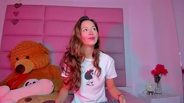 little-Emma online show from 01-31-25, 03:20