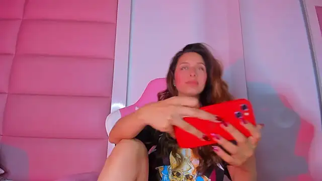 little-Emma online show from 03-19-25, 03:09