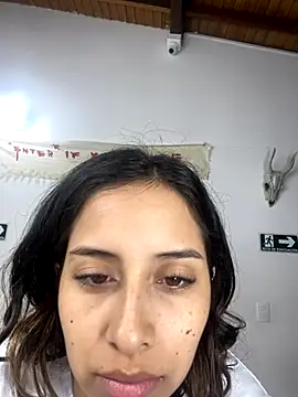 little-Emma online show from 10-03-25, 02:52