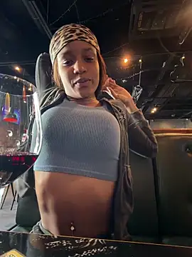 Snapshot of Black_Dolll chatting on 03-26-26, 11:27 Black Dolll online show from 03-26-26, 11:27