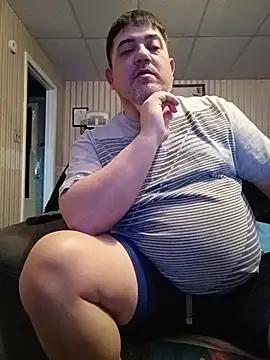 Snapshot of chubbybyguy chatting on 02-14-26, 01:35 chubbybyguy online show from 02-14-26, 01:35