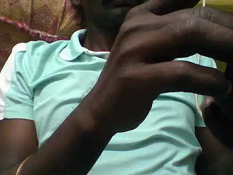 Snapshot of bas1cooks chatting on 12-05-25, 04:25 bas1cooks online show from 12-05-25, 04:25