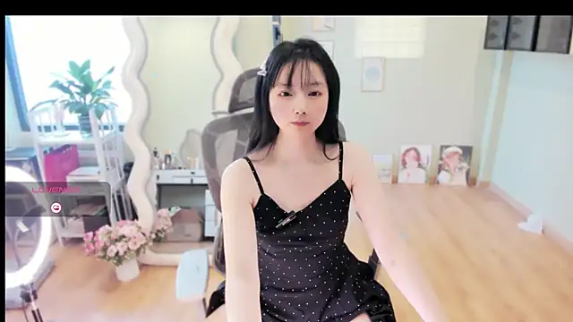 Nery Asian online show from 03-22-26, 07:23