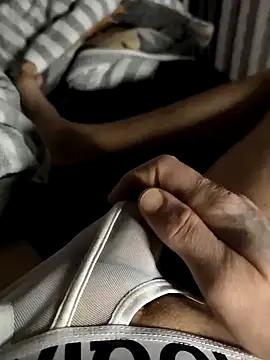 kleinerhannes3 online show from 12-14-24, 06:02