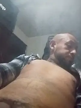 pineda1689 online show from 10-19-25, 07:42