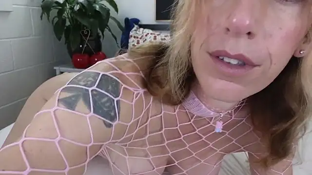 aryafrei online show from 02-18-25, 06:04