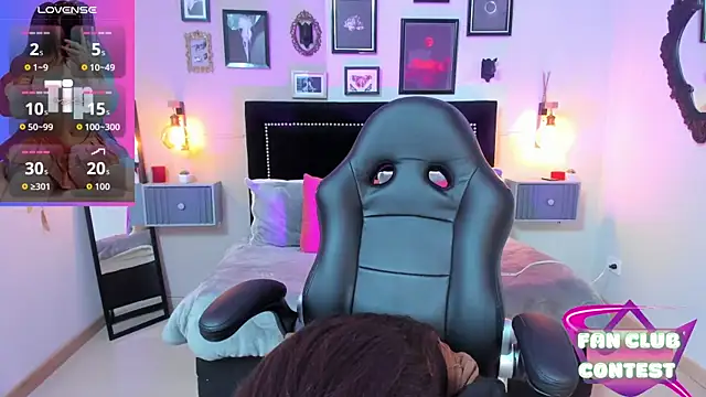 Charlotte  Benett online show from 09-22-25, 04:58