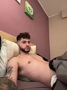 michifolli92 online show from 12-14-24, 08:08