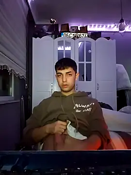 Snapshot of 18yearsoldpenis chatting on 01-01-25, 06:27 18yearsoldpenis online show from 01-01-25, 06:27