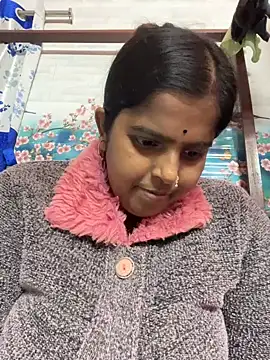 Beauty-queen online show from 12-29-24, 09:17