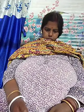 Beauty-queen online show from 02-26-26, 01:32