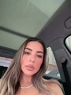 Alirawrz online show from 10-16-25, 01:45