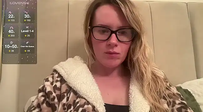 redheadrosie69 online show from 03-02-25, 08:07