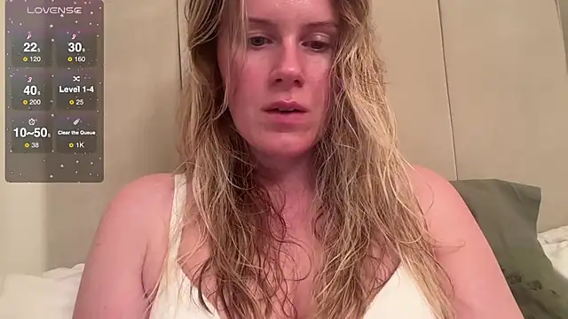 redheadrosie69 online show from 03-07-25, 07:38