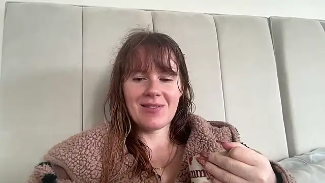 redheadrosie69 online show from 10-13-25, 09:20