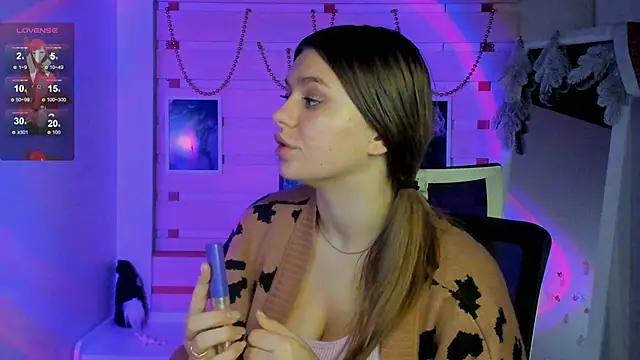 Josephine Kiss online show from 12-11-24, 02:30