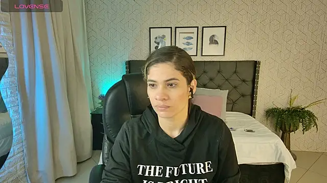 Snapshot of sussy__stone chatting on 12-08-24, 12:41 sussy stone online show from 12-08-24, 12:41