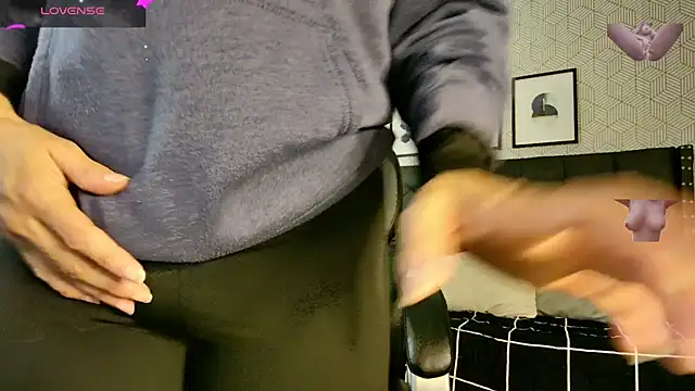 Snapshot of sussy__stone chatting on 01-03-25, 12:41 sussy stone online show from 01-03-25, 12:41