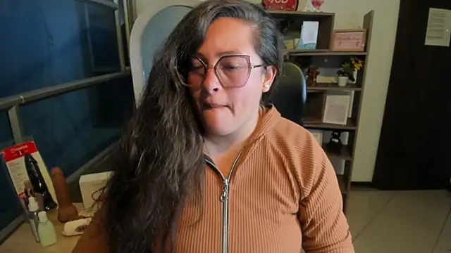 SaraThomso online show from 11-07-25, 03:17