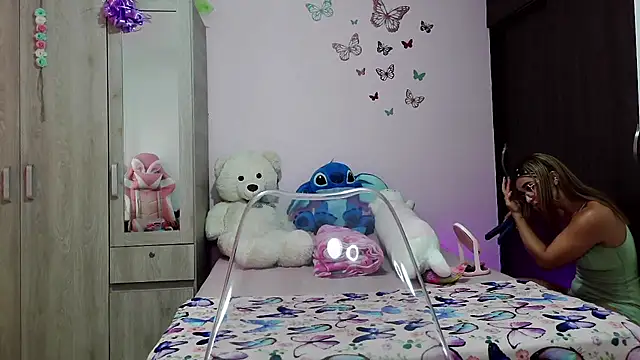 caroline jonson online show from 02-15-25, 04:56