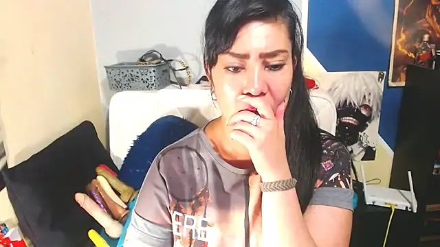 luisahott online show from 12-16-25, 08:25