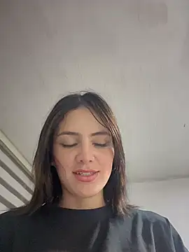 Lorraine Leon online show from 03-04-25, 03:00