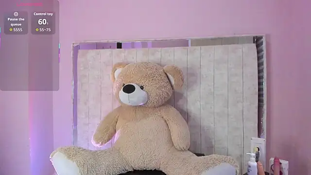 Danna 777  online show from 11-26-25, 10:00