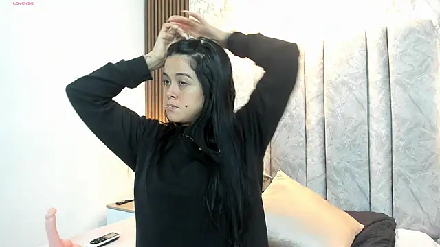 tifany  ross online show from 03-01-25, 02:48