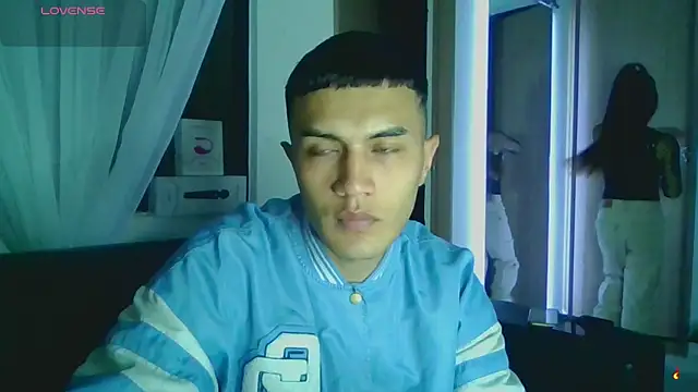 Tifanny Sweett online show from 12-21-25, 02:51