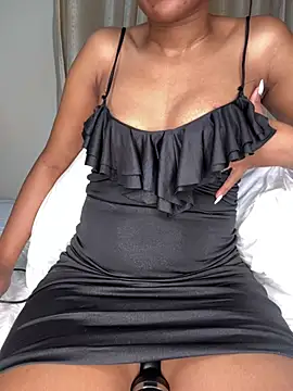 Snapshot of Ravishing_Rubi chatting on 06-14-26, 12:30 Ravishing Rubi online show from 06-14-26, 12:30