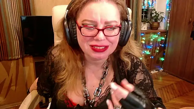 Miss Tress online show from 03-13-26, 10:16