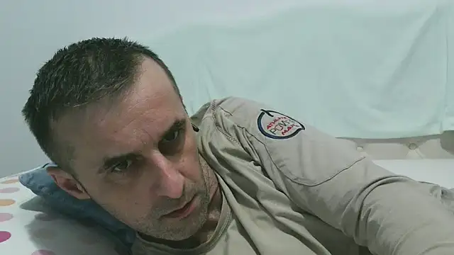 Snapshot of stevenpit chatting on 12-14-24, 06:13 stevenpit online show from 12-14-24, 06:13