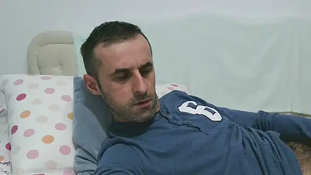 Snapshot of stevenpit chatting on 12-16-24, 03:54 stevenpit online show from 12-16-24, 03:54