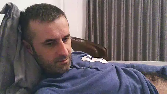 Snapshot of stevenpit chatting on 12-18-24, 05:26 stevenpit online show from 12-18-24, 05:26