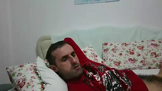 Snapshot of stevenpit chatting on 12-29-24, 02:21 stevenpit online show from 12-29-24, 02:21