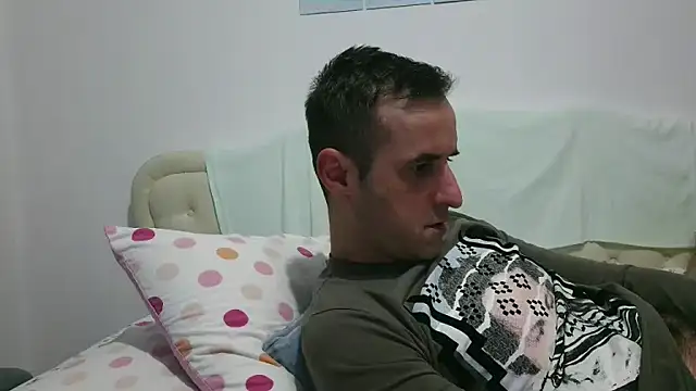 Snapshot of stevenpit chatting on 01-13-25, 04:41 stevenpit online show from 01-13-25, 04:41