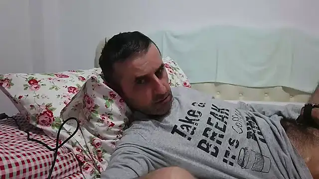 Snapshot of stevenpit chatting on 02-11-25, 07:59 stevenpit online show from 02-11-25, 07:59