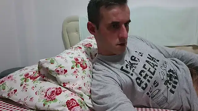 Snapshot of stevenpit chatting on 02-14-25, 07:33 stevenpit online show from 02-14-25, 07:33