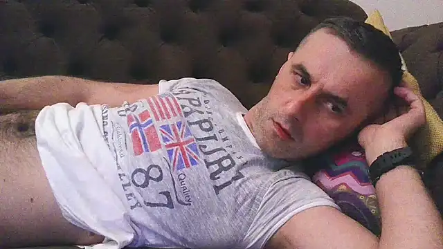 Snapshot of stevenpit chatting on 03-01-25, 06:21 stevenpit online show from 03-01-25, 06:21