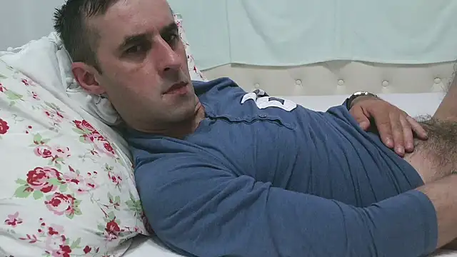 Snapshot of stevenpit chatting on 03-13-25, 05:22 stevenpit online show from 03-13-25, 05:22