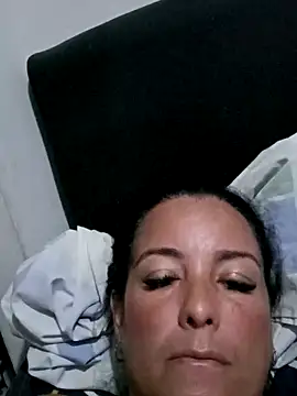 Snapshot of Pedro-Caro chatting on 05-25-26, 03:23 Pedro-Caro online show from 05-25-26, 03:23