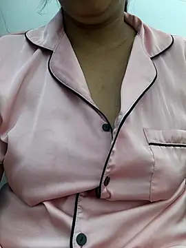 Lanyingxin18 online show from 05-07-26, 07:03