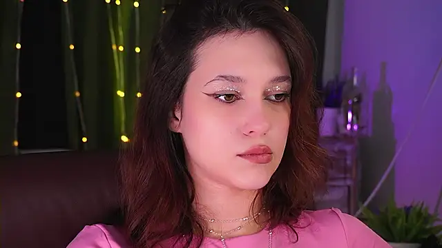 Snapshot of LolaLemona chatting on 03-11-26, 10:32 LolaLemona online show from 03-11-26, 10:32