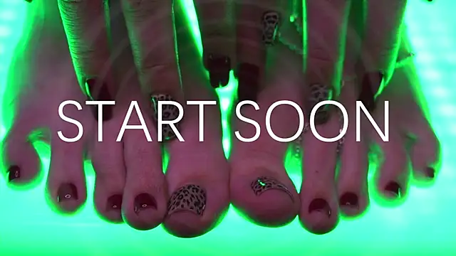 Snapshot of LolaLemona chatting on 03-29-26, 11:10 LolaLemona online show from 03-29-26, 11:10