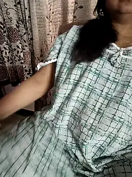 Snapshot of cuteyqueen chatting on 02-18-26, 07:26 cuteyqueen online show from 02-18-26, 07:26