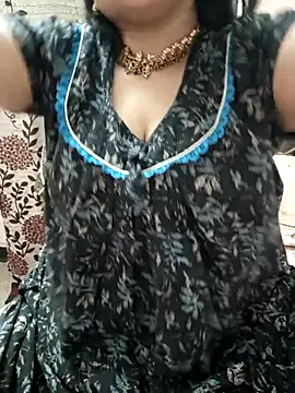 Snapshot of cuteyqueen chatting on 03-14-26, 11:48 cuteyqueen online show from 03-14-26, 11:48