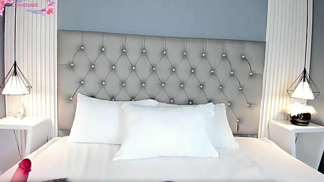 JessyEvans online show from 09-27-25, 05:40