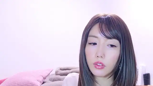 Snapshot of xx_natsumegu_xx chatting on 10-24-25, 03:41 xx natsumegu xx online show from 10-24-25, 03:41