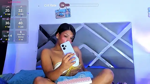 Snapshot of KimberlyCutee chatting on 12-15-24, 04:15 KimberlyCutee online show from 12-15-24, 04:15