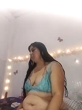 Snapshot of keterinjones--11 chatting on 10-11-25, 01:49 keterinjones--11 online show from 10-11-25, 01:49